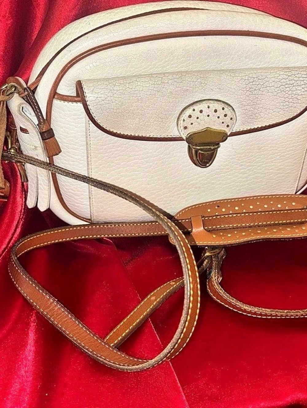 Dooney & Bourke Pebble Grain Turnlock Crossbody 22 White & Brown
